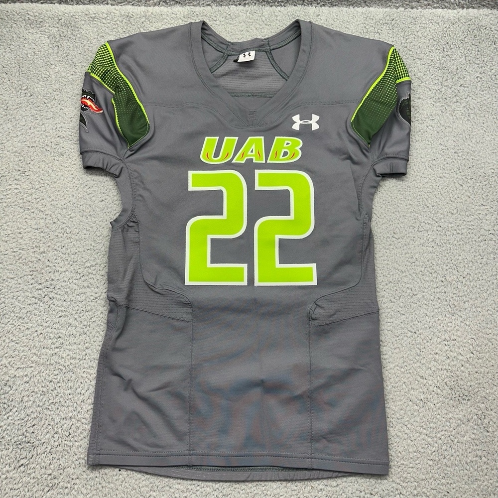 Under Armour UF029JM XL UAB University of Alabama Birmingham #22 Football Jersey